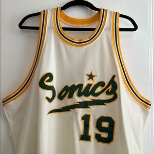 White and Yellow Sonics Jersey